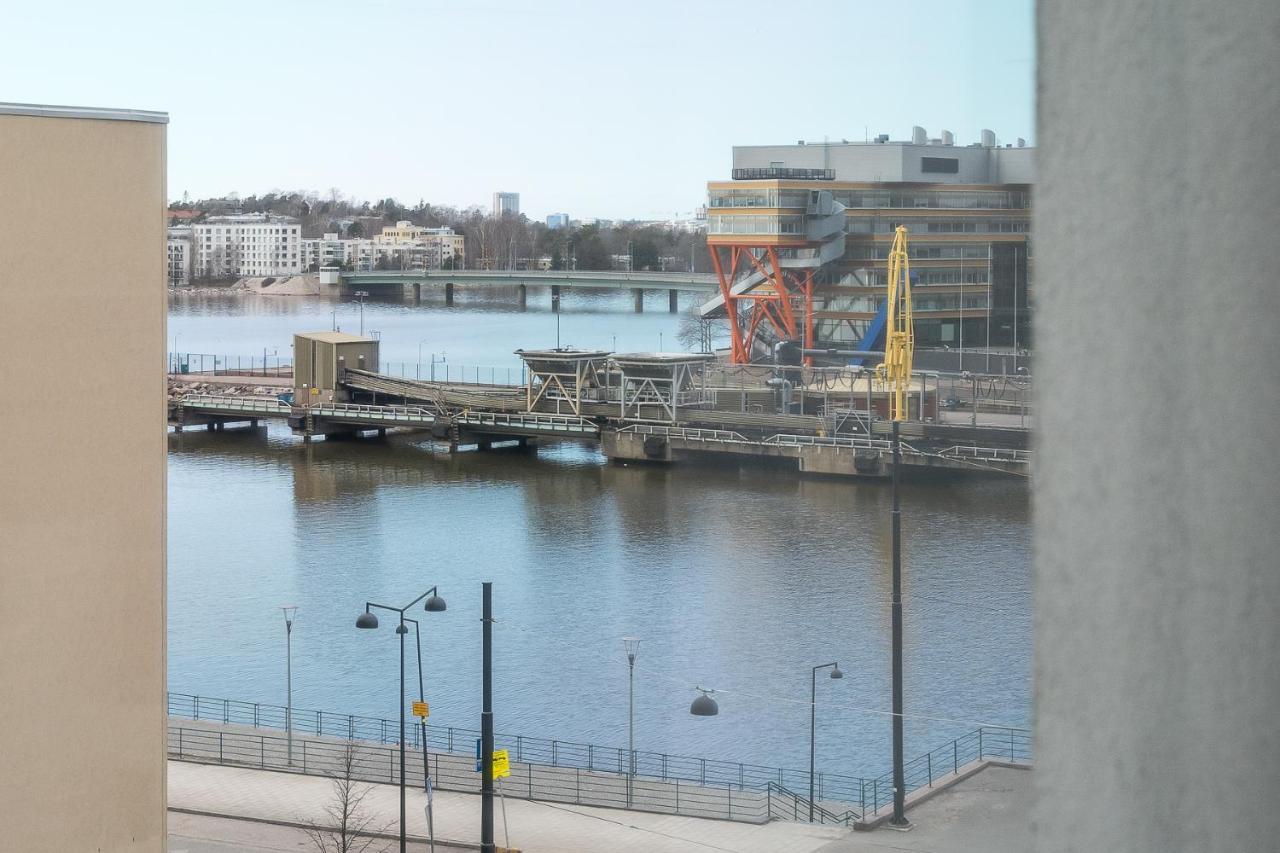 Hiisi Hotel Helsinki Jaetkaesaari Helsínquia Exterior foto