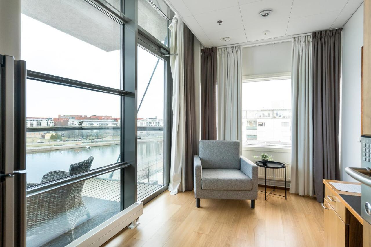 Hiisi Hotel Helsinki Jaetkaesaari Helsínquia Exterior foto